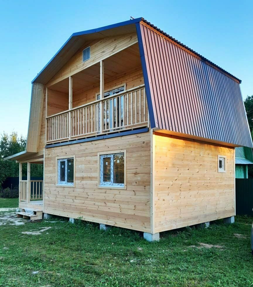Дачный дом «Крепыш» 5х6м с террасой